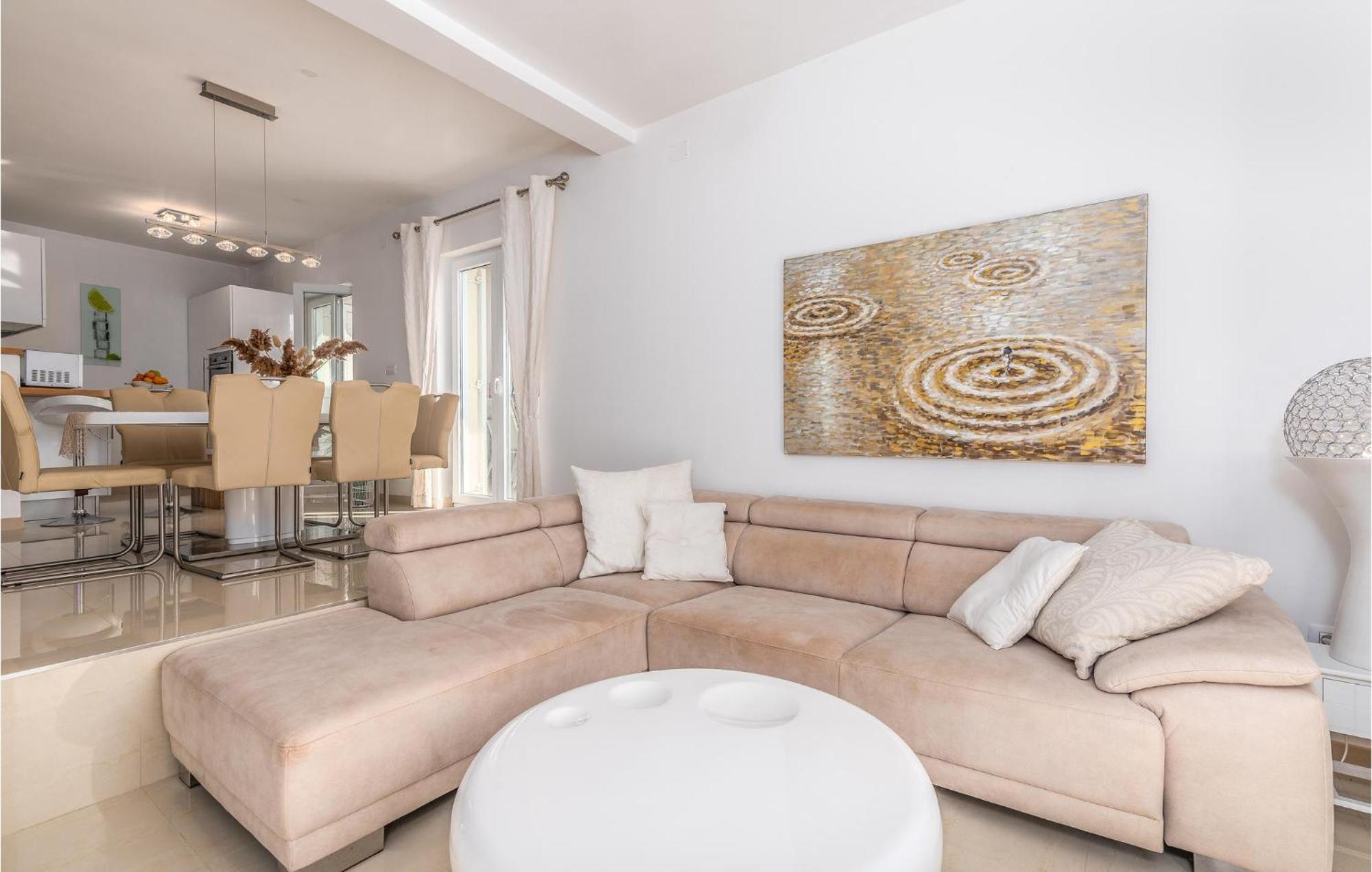 Beautiful Home In Martinscica With Wifi Екстериор снимка